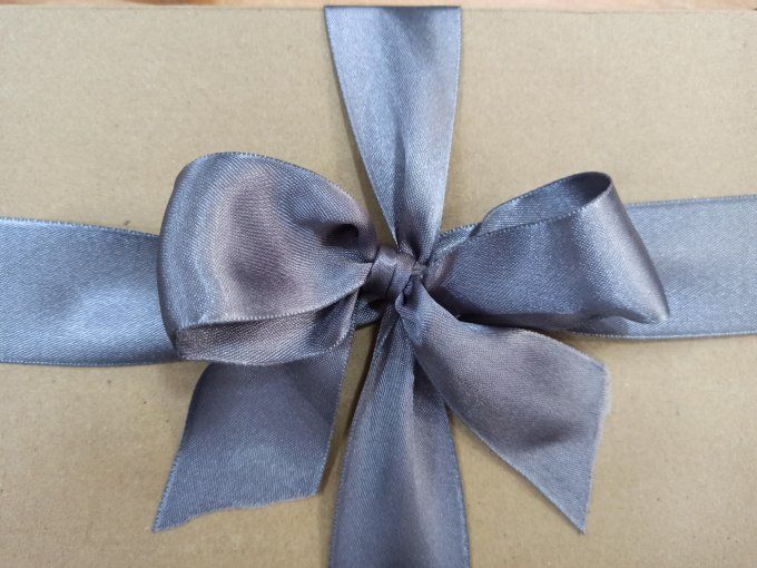 Promotion ruban satin gris 40mm - 50 mètres